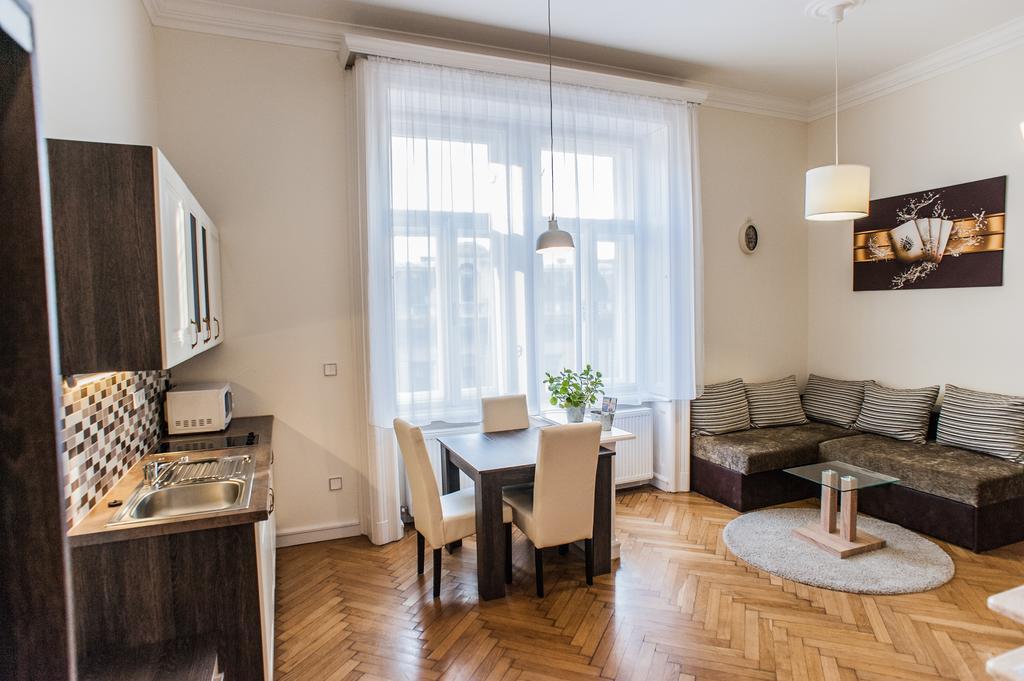 All In Apartman Budapesta Cameră foto