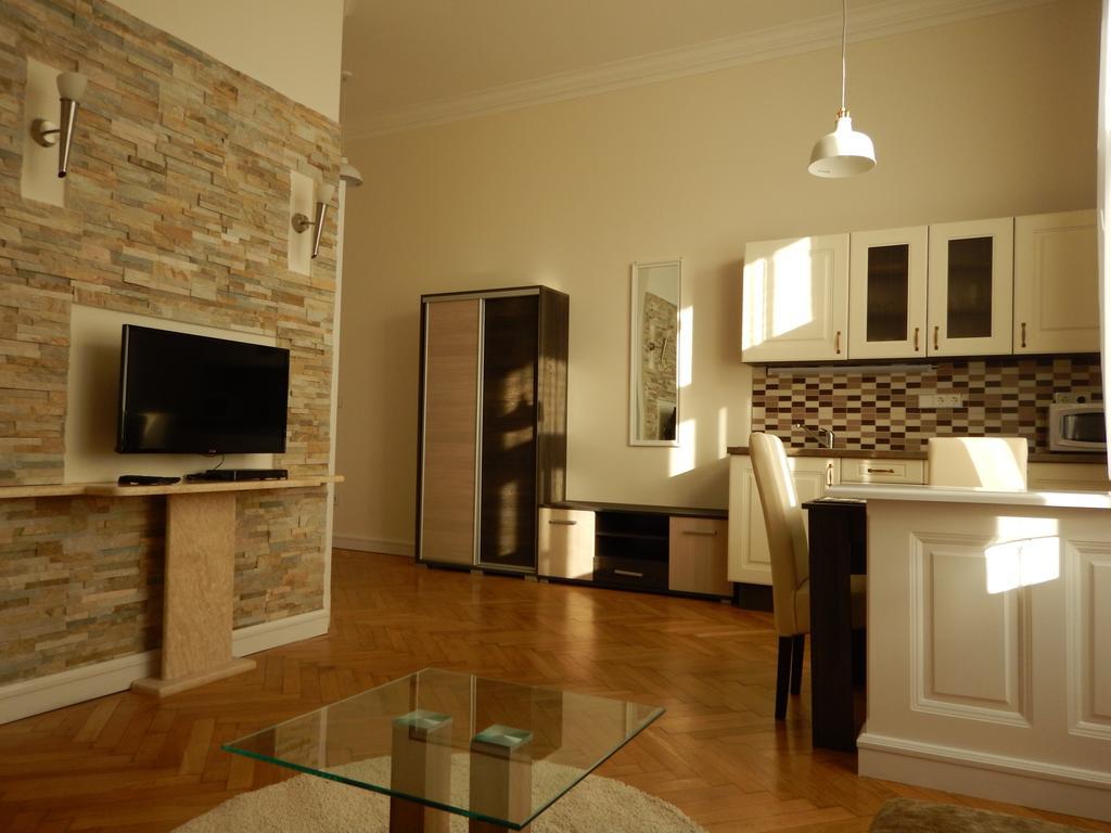 All In Apartman Budapesta Cameră foto