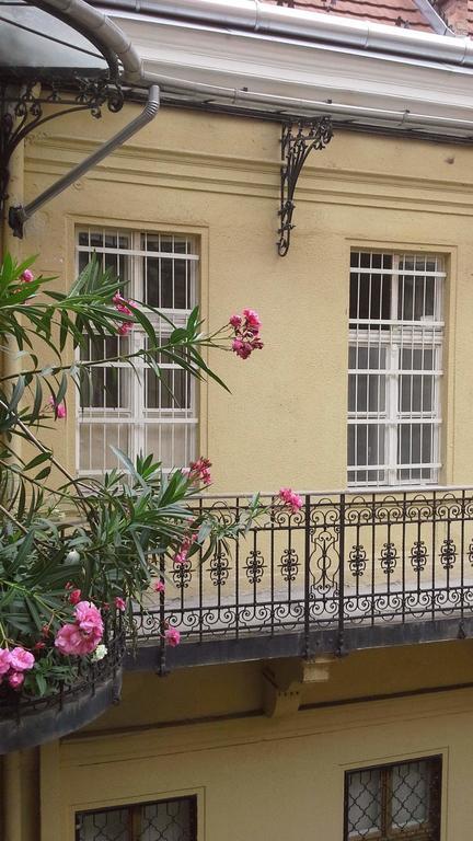All In Apartman Budapesta Exterior foto